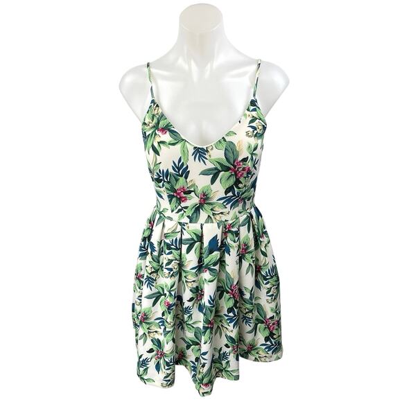 Paper Crane Green Floral Sleeveless Spaghetti Strap Mini Fit & Flare Dress Sz S - Picture 1 of 5
